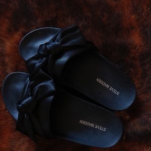 Steve Madden Slip Ons